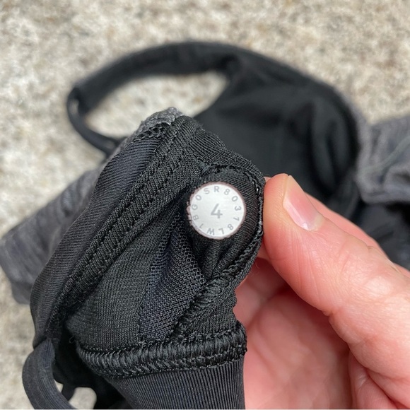 Lululemon Moment To Movement 2-In-1 Sports Bra Tank Heather Grey Black 4 W1BG0S - Picture 6 of 8